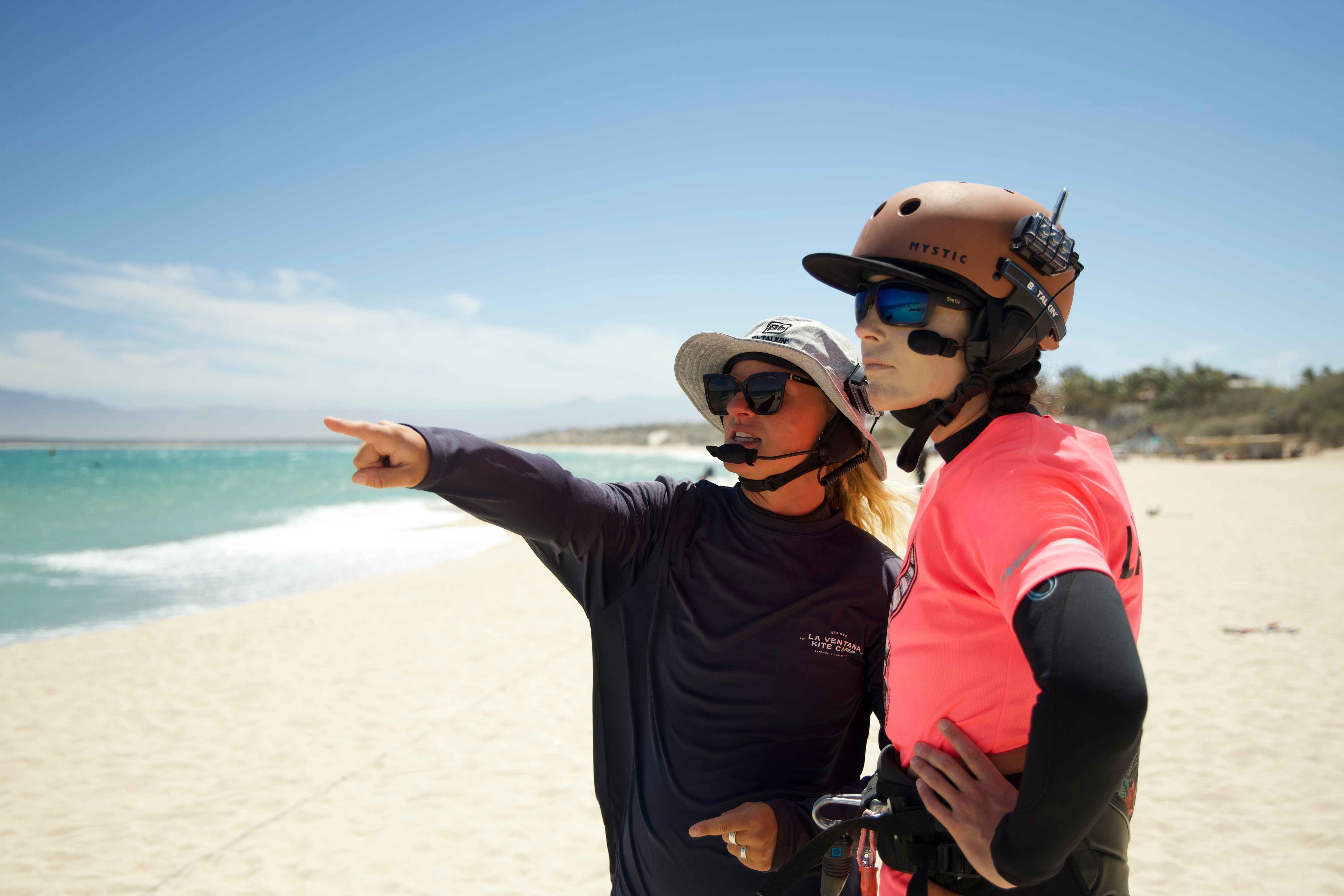 LVKC instructor coaching a student one-to-one on the beach in La Ventana